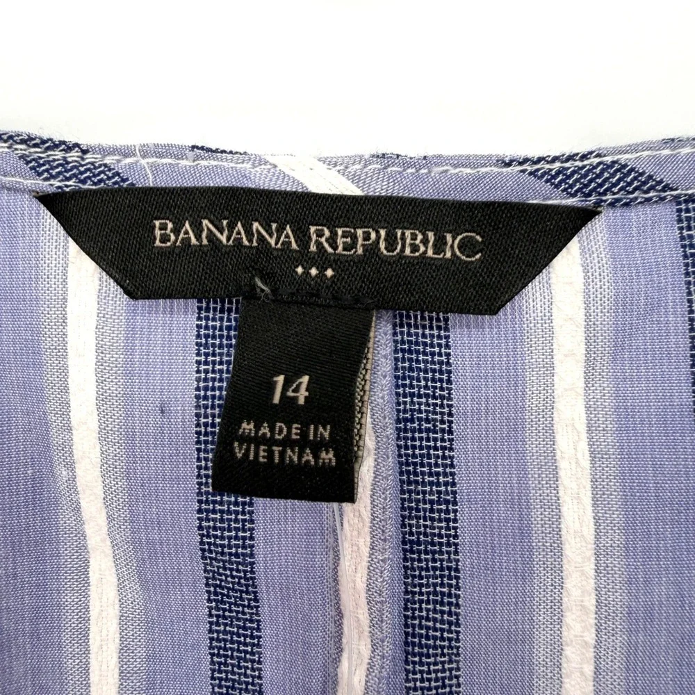 Banana Republic Striped Blouse Womens Small Blue Cropped Coastal Preppy Romantic